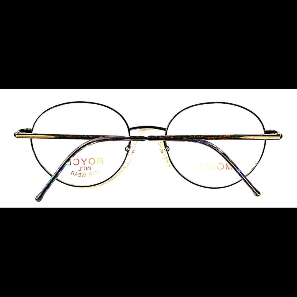 Unisex eyeglasses. Brand new in package